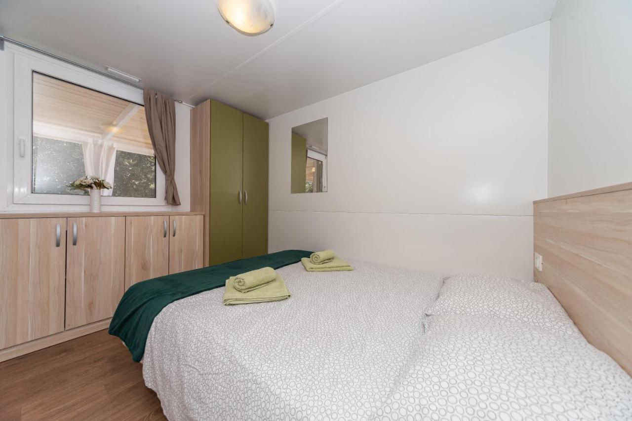 Mobile Homes Crystal Biograd Na Moru Dış mekan fotoğraf