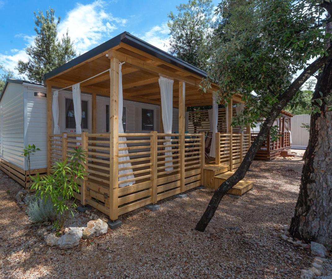 Mobile Homes Crystal Biograd Na Moru Dış mekan fotoğraf