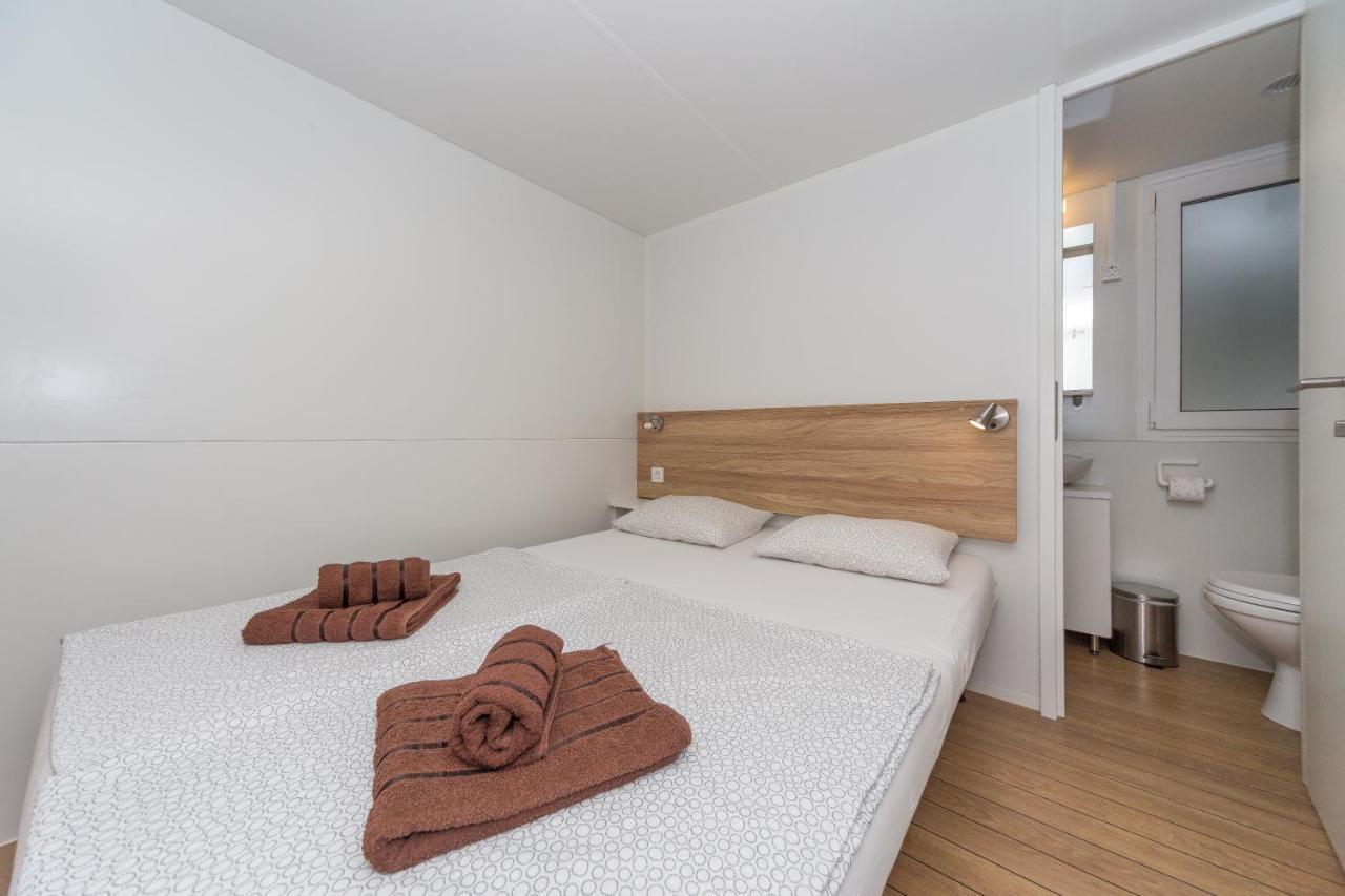 Mobile Homes Crystal Biograd Na Moru Dış mekan fotoğraf