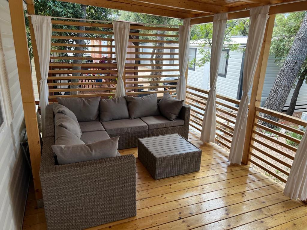 Mobile Homes Crystal Biograd Na Moru Dış mekan fotoğraf