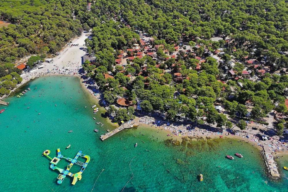 Mobile Homes Crystal Biograd Na Moru Dış mekan fotoğraf